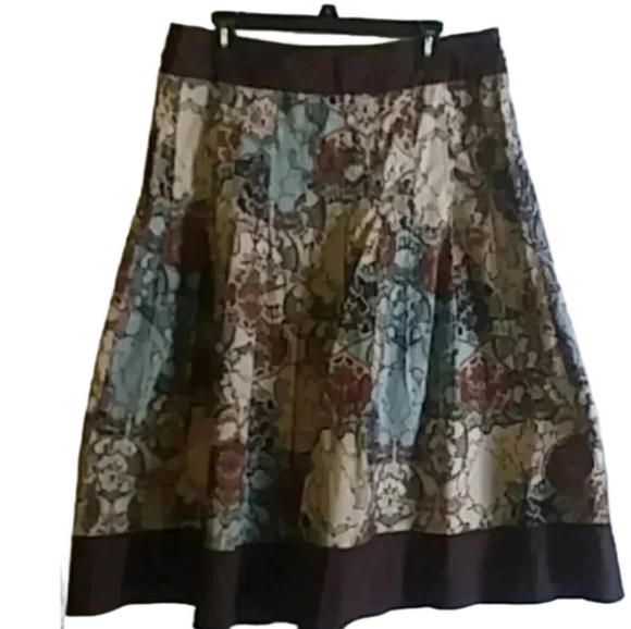 2/$25 - Floral Patterned Women's Skirt - Picture 1 of 8